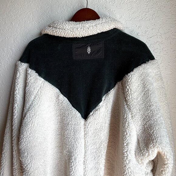 Free People Fall To Rise Fleece Quarter Snap Sweater Ivory Green Size L - Picture 9 of 10